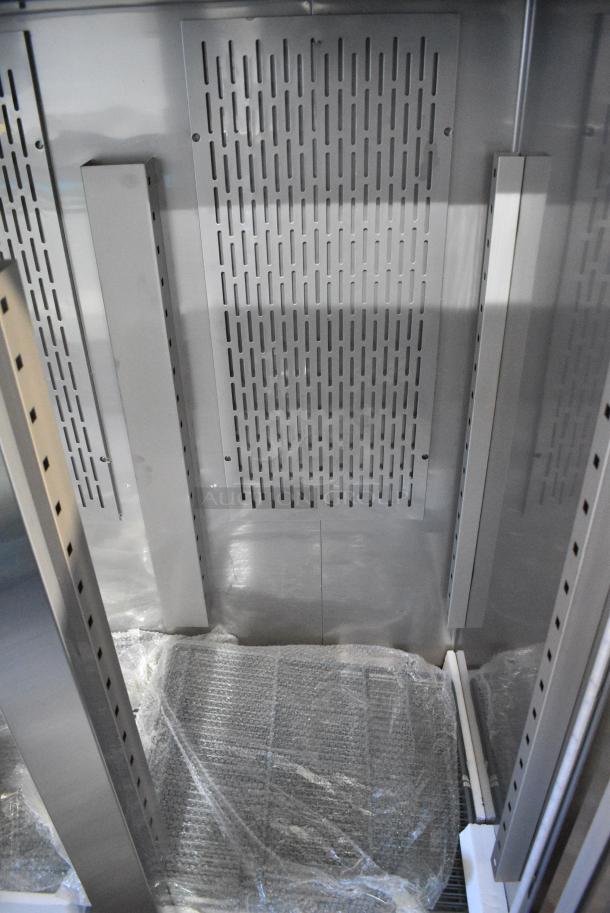 BRAND NEW SCRATCH AND DENT! 2023 Avantco 178Z2FHC Avantco Z2-F-HC 54" Solid Door Stainless Steel Reach-In Freezer. 115 Volts, 1 Phase. Tested and Powers On But Does Not Get Cold - Image 6 of 9