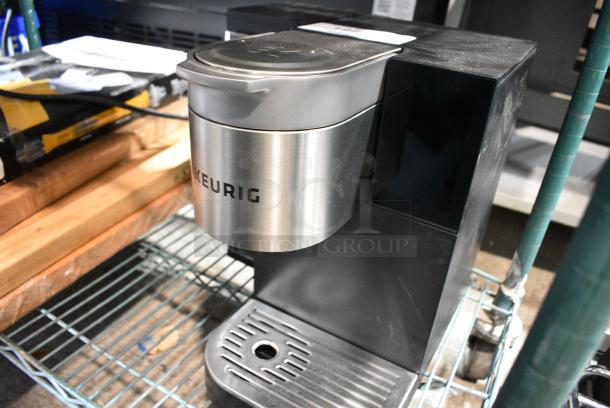 BRAND NEW SCRATCH AND DENT! Keurig K-2550 Commercial Single Serve Pod Coffee Maker with Water Reservoir 52AK2550R. 120 Volts,1 Phase. - Image 3 of 8