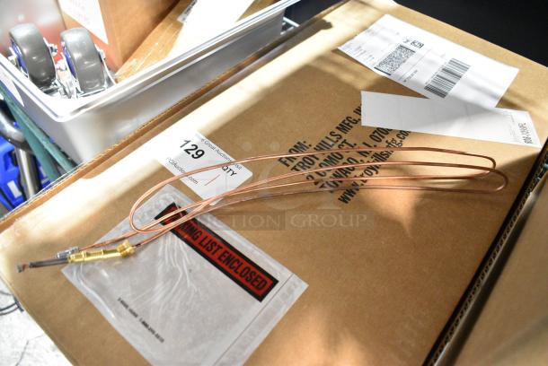 7 Various BRAND NEW SCRATCH AND DENT Items Chef & Sommelier ESK01 Chelsea 10" 18/10 Stainless Steel Extra Heavy Weight Steak Knife by Arc Cardinal - 6/Case, Commercial Casters. 7 Times Your Bid! - Image 3 of 8