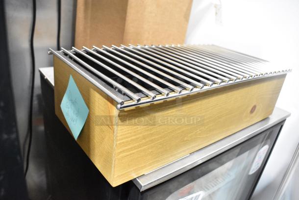 BRAND NEW SCRATCH AND DENT! Cal-Mil 3439-99 Madera Chafer Alternative - 20" x 10" x 5 3/4" 211343999 - Image 2 of 5