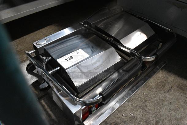 BRAND NEW SCRATCH AND DENT! 2024 Avantco 177PG400ST Commercial Dual Panini Sandwich Grill with Timer, Smooth Plates, and 19 5/8" x 9 1/8" Cooking Surface. 120 Volts, 1 Phase. Tested and Working! - Image 2 of 11
