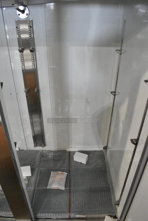 BRAND NEW SCRATCH AND DENT! Avantco 178A49FHC Stainless Steel Commercial 2 Door Reach In Freezer. 115 Volts, 1 Phase. Tested and Powers On But Does Not Get Cold - Image 6 of 8