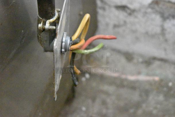 Nu Vu SUB123 Metal Commercial Electric Powered Oven Proofer on Commercial Casters. 208 Volts, 3 Phase. - Image 9 of 9