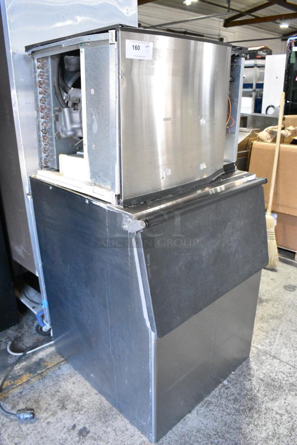 Manitowoc SY0604A Stainless Steel Ice Machine Head on Hoshizaki B-500PF Commercial Ice Bin. 208-230 Volts, 1 Phase. - Image 2 of 9