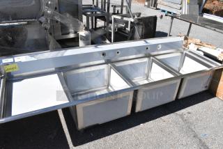 BRAND NEW SCRATCH AND DENT! Regency 600S3242424L Stainless Steel 3 Bay Sink w/ Left Side Drain Board. No Legs.