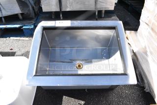 BRAND NEW SCRATCH AND DENT! Regency 600DIIB1824 18" x 24" Stainless Steel Drop-In Ice Bin