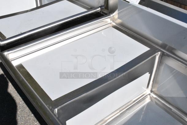 BRAND NEW SCRATCH AND DENT! Regency 600S32030220 Stainless Steel 3 Bay Sink w/ Dual Drain Board. No Legs. - Image 3 of 6