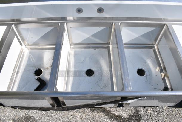BRAND NEW SCRATCH AND DENT! Regency 600S32030220 Stainless Steel 3 Bay Sink w/ Dual Drain Board. No Legs. - Image 5 of 6