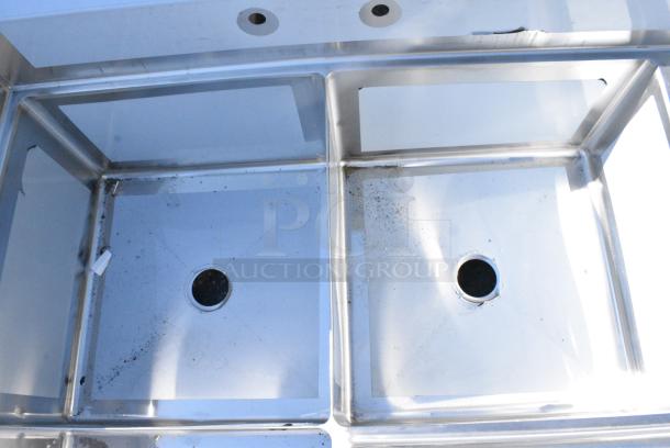 BRAND NEW SCRATCH AND DENT1`Regency 600S3242424C Stainless Steel 3 Bay L Shaped Sink w/ Dual Drain Boards. No Legs. - Image 5 of 7