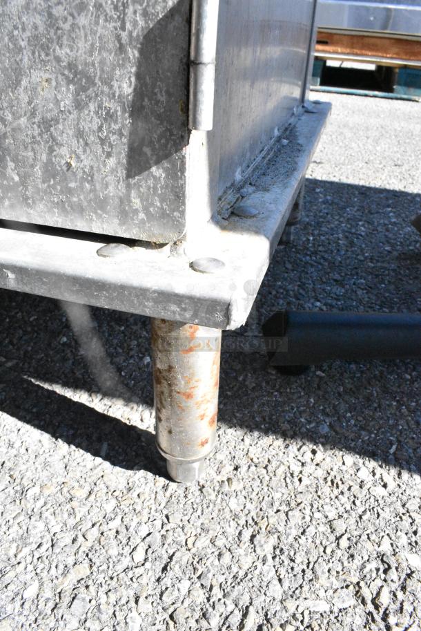 Lockwood Metal Commercial Enclosed Pan Rack. - Image 4 of 6