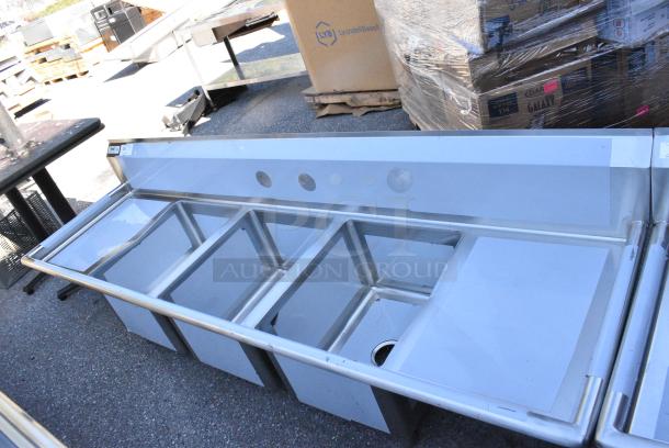 BRAND NEW SCRATCH AND DENT! Regency 600S31620218 Stainless Steel 3 Bay Sink w/ Dual Drain Boards. No Legs. - Image 2 of 8