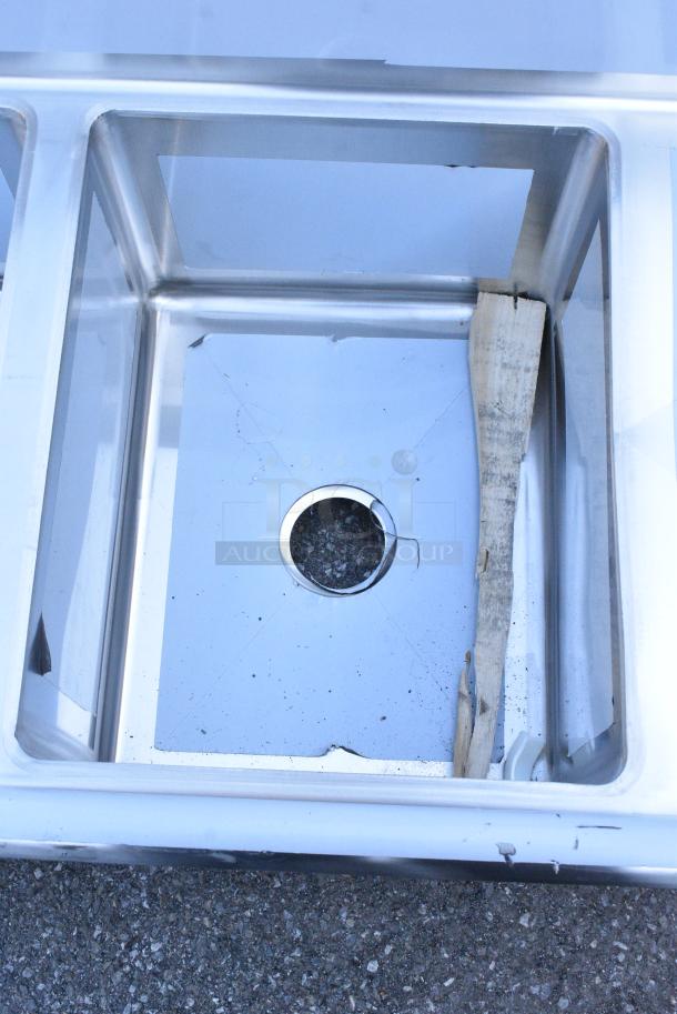 BRAND NEW SCRATCH AND DENT! Regency 600S31620218 Stainless Steel 3 Bay Sink w/ Dual Drain Boards. No Legs. - Image 4 of 8
