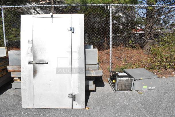6'x4' Norlake SELF CONTAINED Walk In Cooler Box w/ Copeland RS43C2E-IAA-101 115 Volt, 1 Phase Compressor and Norlake CPB050DC-A 115 Volt, 1 Phase Condenser. Information Provided By The Consignor But Not Verified By PCI Auctions. Picture of the Unit Before Removal Is Included In the Listing. - Image 3 of 13