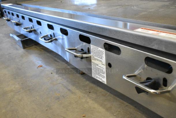 BRAND NEW SCRATCH AND DENT! Wolf AGM72-101 Stainless Steel Commercial Countertop Natural Gas Powered Flat Top Griddle. 162,000 BTU. - Image 4 of 10