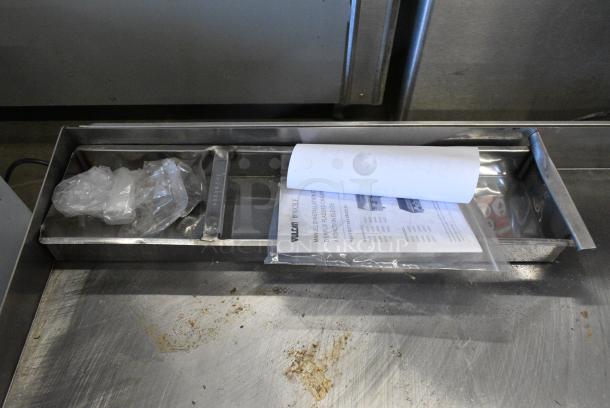 BRAND NEW SCRATCH AND DENT! Wolf AGM72-101 Stainless Steel Commercial Countertop Natural Gas Powered Flat Top Griddle. 162,000 BTU. - Image 7 of 10