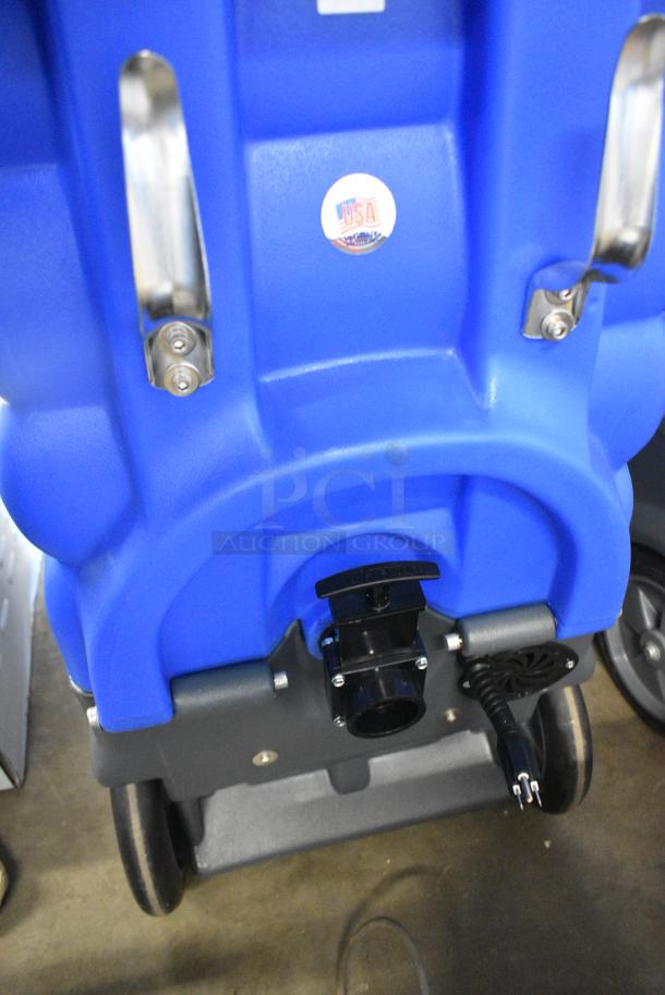 BRAND NEW SCRATCH AND DENT! Lavex 842CD122ST 2-Stage Cold Water Carpet Extractor - 12 Gallon, 100 PSI. Tested and Working! - Image 8 of 11