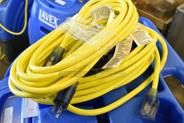 BRAND NEW SCRATCH AND DENT! Lavex 842CD122ST 2-Stage Cold Water Carpet Extractor - 12 Gallon, 100 PSI. Tested and Working! - Image 9 of 11