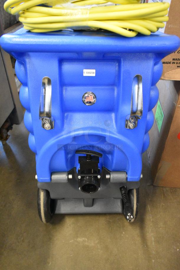 BRAND NEW SCRATCH AND DENT! Lavex 3-100 100 PSI Single Stage Vacuum Motor Cold Water Carpet Extractor. Tested and Working! - Image 7 of 11