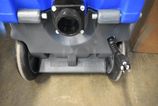BRAND NEW SCRATCH AND DENT! Lavex 3-100 100 PSI Single Stage Vacuum Motor Cold Water Carpet Extractor. Tested and Working! - Image 8 of 11