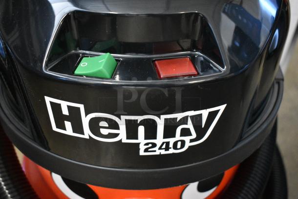BRAND NEW SCRATCH AND DENT! NaceCare Solutions Henry ProVac PPR 240 K-8027116 2.5 Gallon Corded Canister Vacuum with AST8 15" Hard Floor Productivity Kit - 120V 358K8027116. Tested and Working! - Image 5 of 10