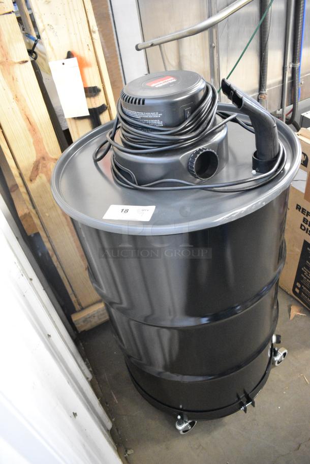 BRAND NEW SCRATCH AND DENT! Shop-Vac 9700506 55 Gallon 3.0 Peak HP Two-Stage Wet / Dry Drum Vacuum with Tool Kit 1729700506. Tested and Working! - Image 2 of 10