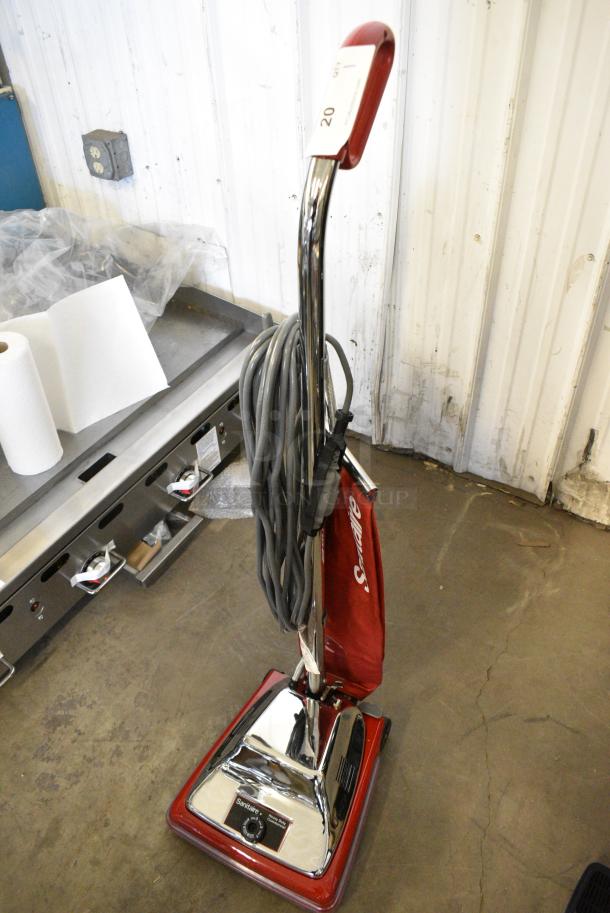 BRAND NEW SCRATCH AND DENT! Sanitaire Heavy Duty Commercial Upright Vacuum Cleaner. Tested and Working! - Image 3 of 11