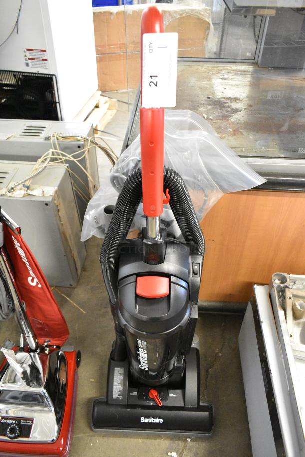 BRAND NEW SCRATCH AND DENT! Sanitaire SC5845D FORCE QuietClean 15" Bagless Upright Vacuum Cleaner 752SC5845B. Tested and Working! - Image 1 of 8