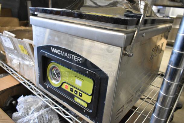 BRAND NEW SCRATCH AND DENT! VacMaster VR215 Chamber Vacuum Packaging Machine with 10 1/4" Seal Bar. 120 Volts, 1 Phase. Does Not Come w/ Power Cord. Tested and Working! - Image 3 of 8
