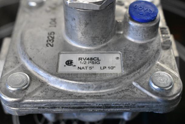 6 BRAND NEW SCRATCH AND DENT! Dormont RV48CL-32 1/2" Convertible Gas Regulator - 250,000 BTU Capacity. 6 Times Your Bid! - Image 4 of 7