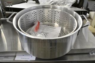 BRAND NEW SCRATCH AND DENT! Metal Stock Pot w/ Steamer Insert.