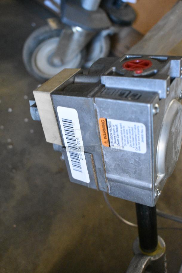 BRAND NEW SCRATCH AND DENT! HeatStar HS4040 PPNG Natural Gas High Intensity Radiant Power Pile Industrial Heater. 40,000 BTU. - Image 7 of 8