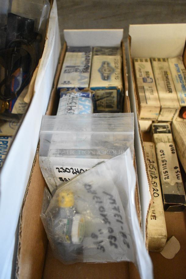 ALL ONE MONEY! Tier Lot of Various BRAND NEW Items Including Siemens Furnas Definite Purpose, Safety Shut off Valve, Catchall Filter - Image 4 of 23