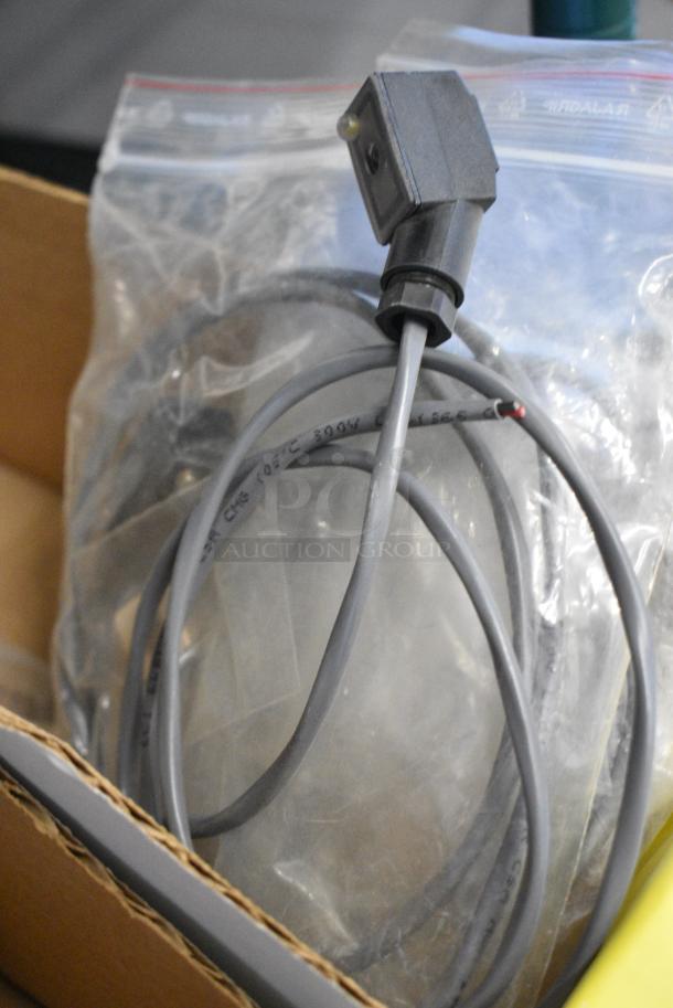 ALL ONE MONEY! Tier Lot of Various BRAND NEW Items Including Siemens Furnas Definite Purpose, Safety Shut off Valve, Catchall Filter - Image 21 of 23