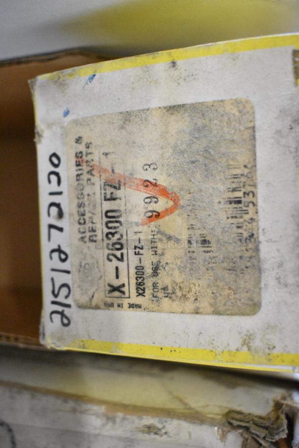 ALL ONE MONEY! Tier Lot of Approximately 33 BRAND NEW Various Items Including Catchall Filters, Fan Cycling, Drive Module, Defrost Control, Pressure Switch - Image 6 of 22