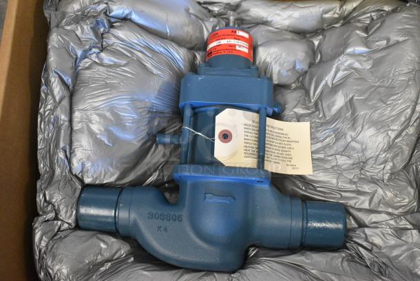 3 BRAND NEW SCRATCH AND DENT! Parker Flo-Con Inlet Pressure Regulator. 3 Times Your Bid! - Image 1 of 7