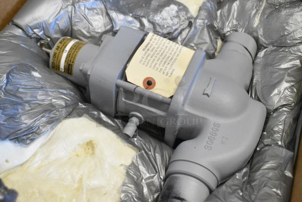 BRAND NEW SCRATCH AND DENT! Parker Flo-Con Pressure Regulator - Image 2 of 4