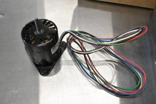 BRAND NEW Fasco D1158 Motor. 115/208-230 Volts, 1 Phase. - Image 1 of 4