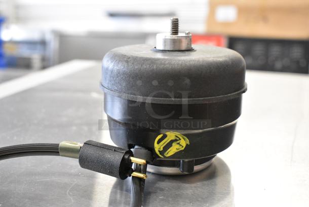 BRAND NEW MTR 0477656 Motor. 115 Volts, 1 Phase. - Image 1 of 4