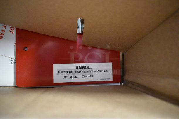 IN ORIGINAL BOX! Ansul R-102 79493 Fire Suppression System Mounting Bracket - Image 5 of 5