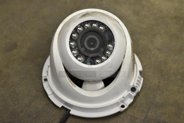 4 IN ORIGINAL BOX! TD-81 Color Camera. 4 Times Your Bid! - Image 2 of 7