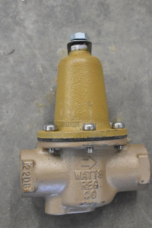IN ORIGINAL BOX! Watts LFN250B FPT Pres Regulator - Image 1 of 8