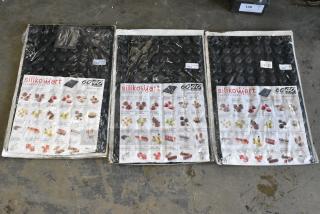 3 BRAND NEW SCRATCH AND DENT! Silikomart SQ061 96 Compartment Pomponettes Silicone Baking Mold - 1 7/16" x 1 7/16" x 11/16" Cavities. 3 Times Your Bid!