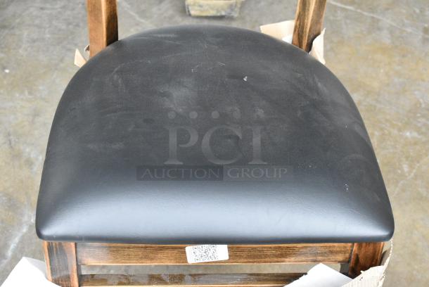 2 BRAND NEW SCRATCH AND DENT! Lancaster Table & Seating 164CLADVINFR Wooden Dining Height Chair w/ Black Seat Cushion. 2 Times Your Bid! - Image 4 of 5