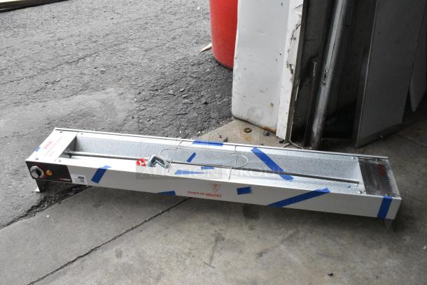 BRAND NEW SCRATCH AND DENT! ServIt 423SW36INHA 36" Strip Warmer with Single Adjustable Infinite Control. 120 Volts, 1 Phase. - Image 3 of 8