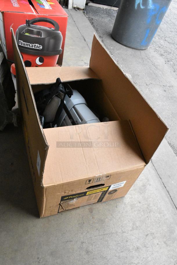 BRAND NEW SCRATCH AND DENT! ProTeam 107644 GoFree Flex Pro II 12 Ah 6 Qt. Cordless Backpack Vacuum with Xover Multi-Surface Telescoping Wand Tool Kit 196107644. Tested and Working! - Image 2 of 8