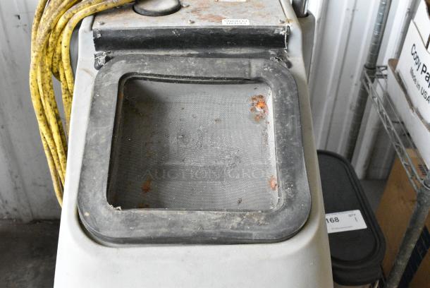 CFR Altra 400 SP Floor Cleaning Machine. 115 Volts, 1 Phase. Tested and Working! - Image 7 of 12