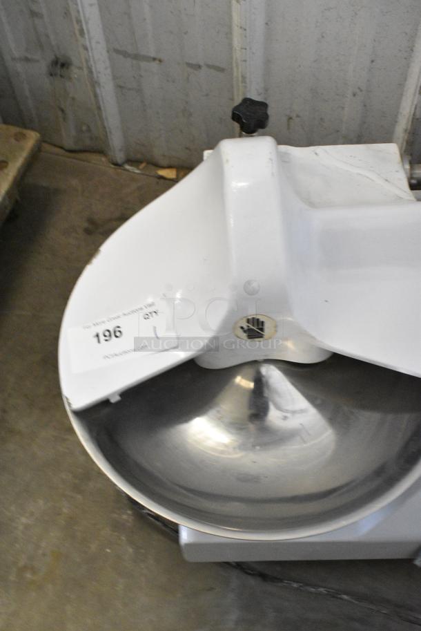 IPX4 Metal Commercial Countertop Buffalo Chopper. 220 Volts. - Image 3 of 6