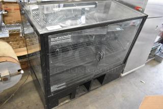 Metal Dry Bakery Display Case Merchandiser.
