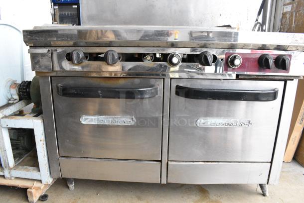 Southbend Stainless Steel Commercial Natural Gas Powered Flat Top Griddle w/ 2 Burner Range, 2 Ovens and Back Splash. - Image 4 of 7