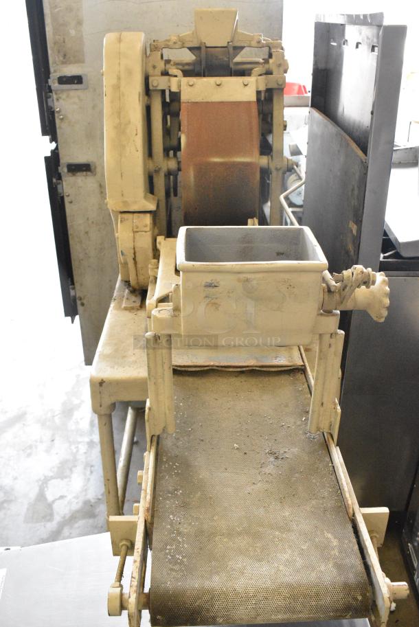 Metal Commercial Floor Style Tortilla Former / Press. 250 Volts, 1 Phase. - Image 2 of 7